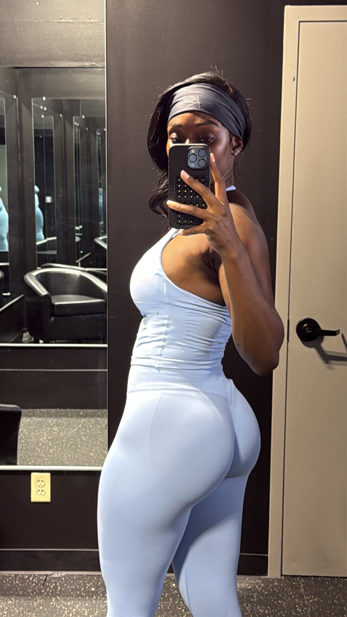 KOMI Scrunch Butt Leggings