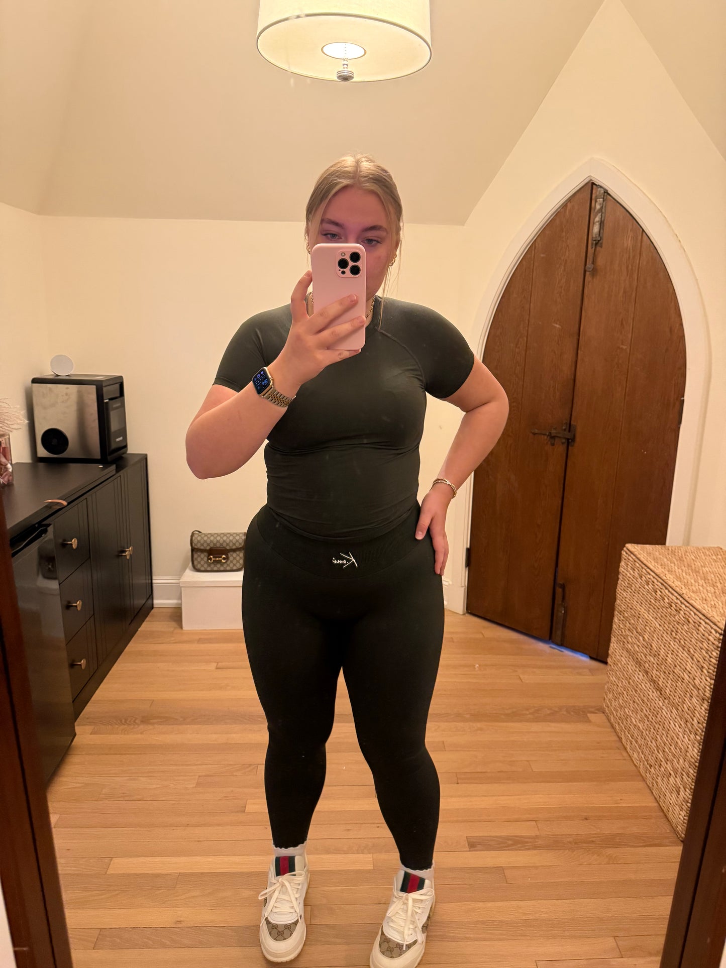 Contour Logo Leggings